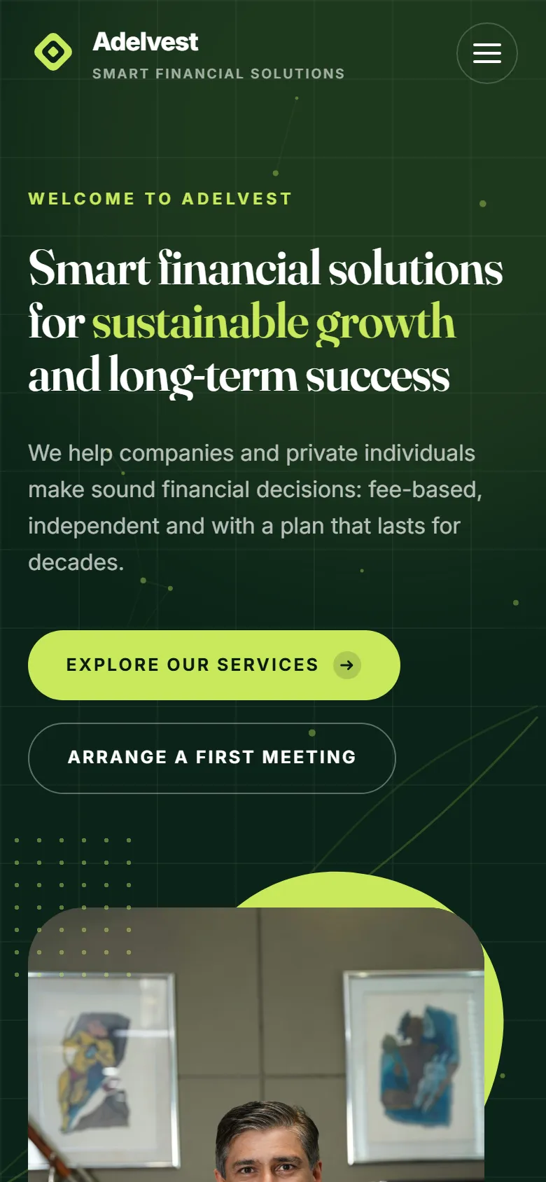 Mobile entry screen of the Adelvest template